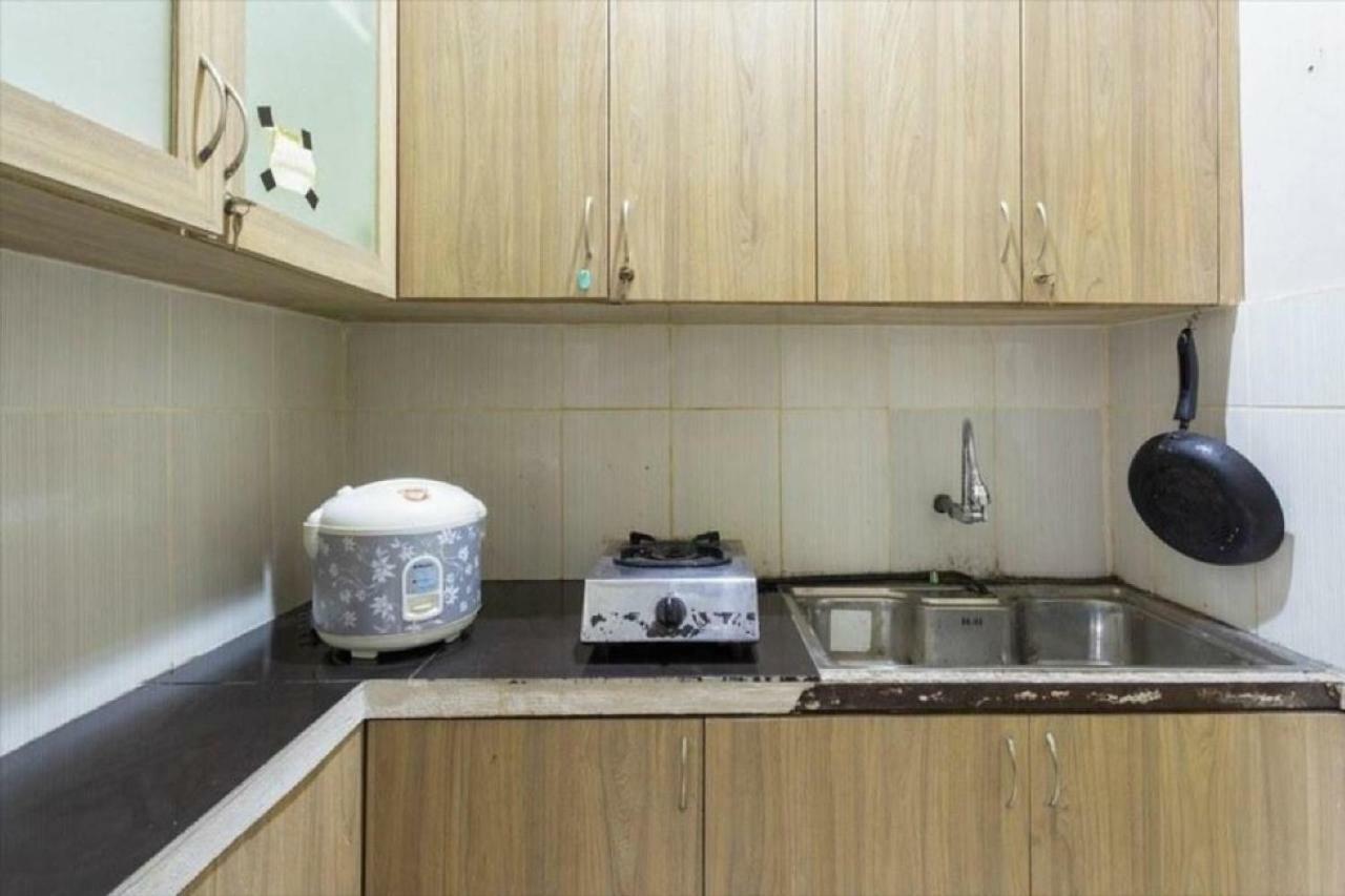Reddoorz Plus Near Lippo Cikarang Mall Бекаси Экстерьер фото